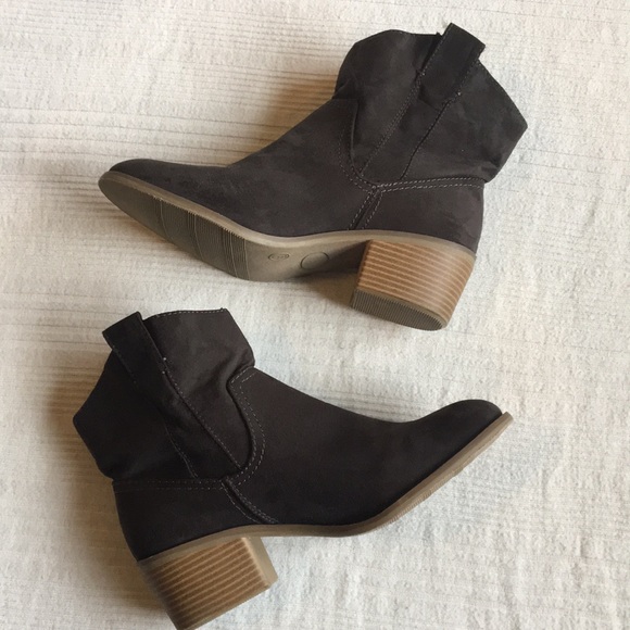 Merona Booties - Picture 3 of 8